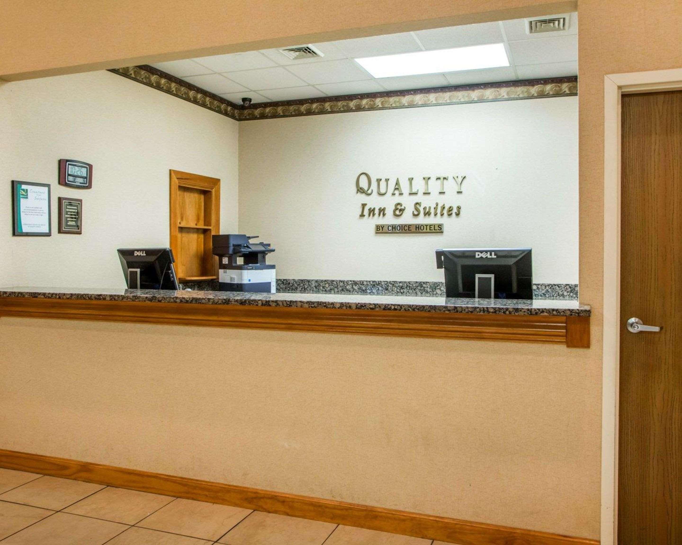Quality Inn & Suites South Obetz Eksteriør billede